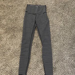 Lululemon stripped leggings